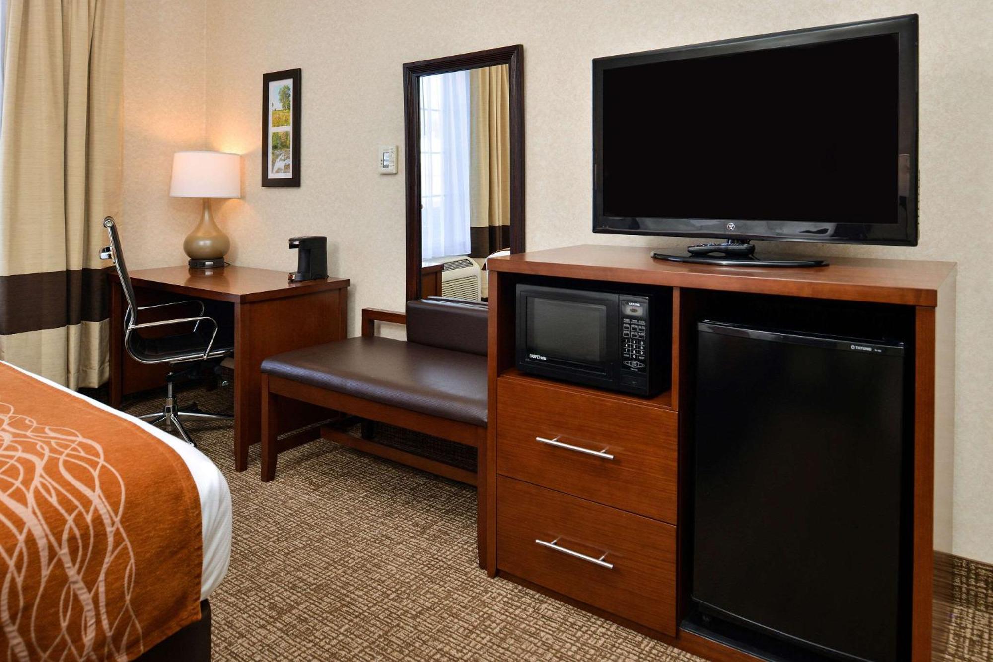 Comfort Inn&Suites DeForest Eksteriør bilde