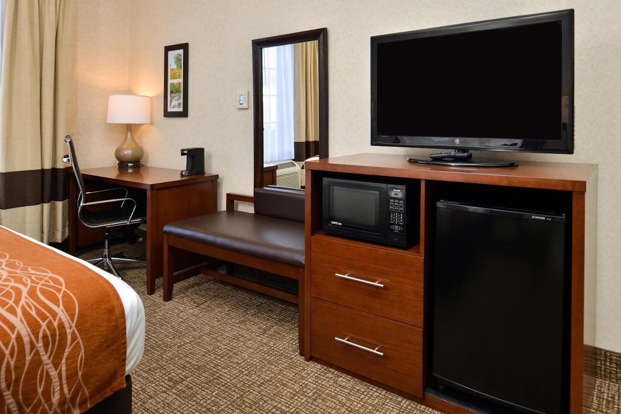 Comfort Inn&Suites DeForest Eksteriør bilde
